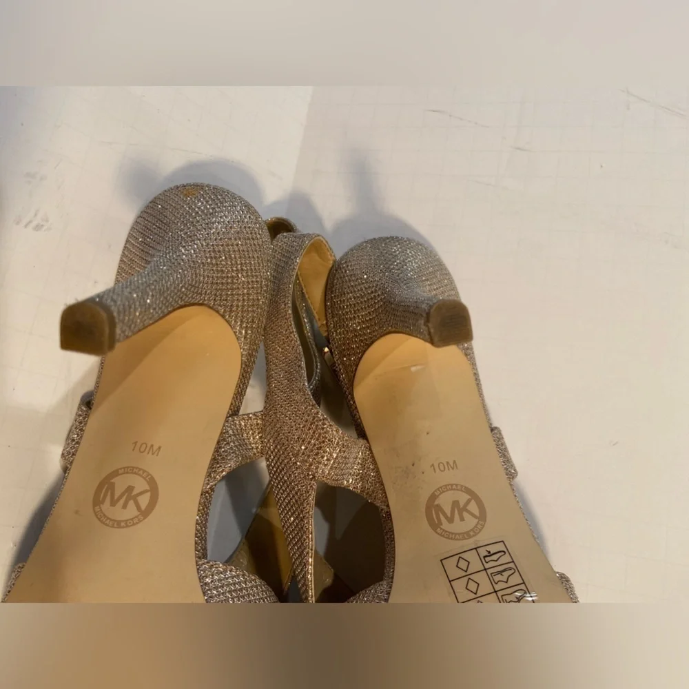 Michael Kors~Elegant Gold~Peep Toe~Criss Cross Strap~Slingback Heel~Size 10M